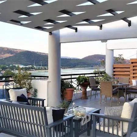 Apartment Port View Suites 2 *